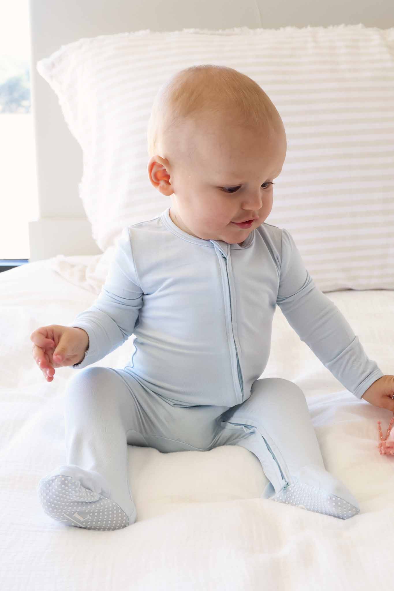 Baby Blue Bamboo Zipper Footie