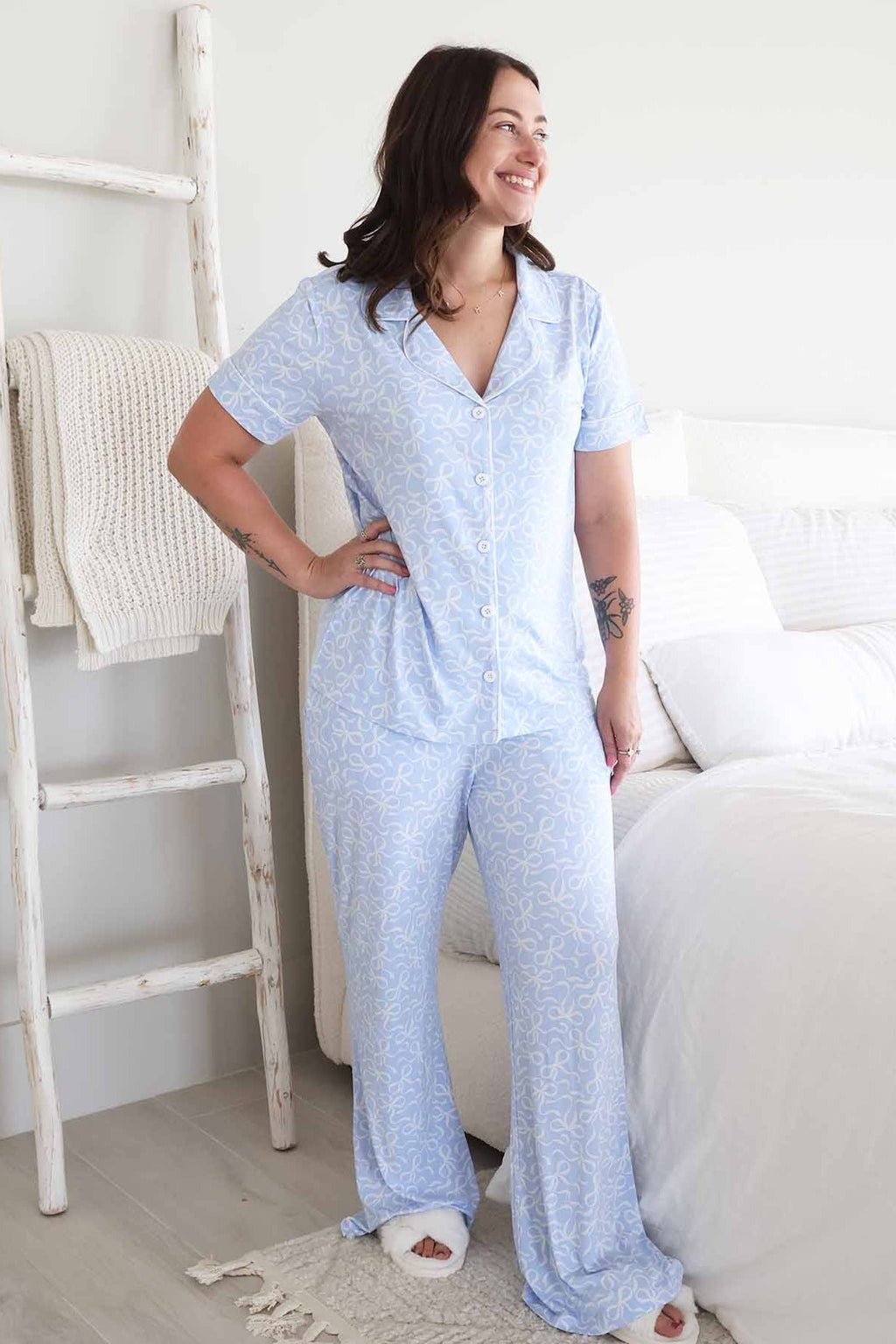 Women's Two Piece Flare Lounge Set | Blue-tiful Bows