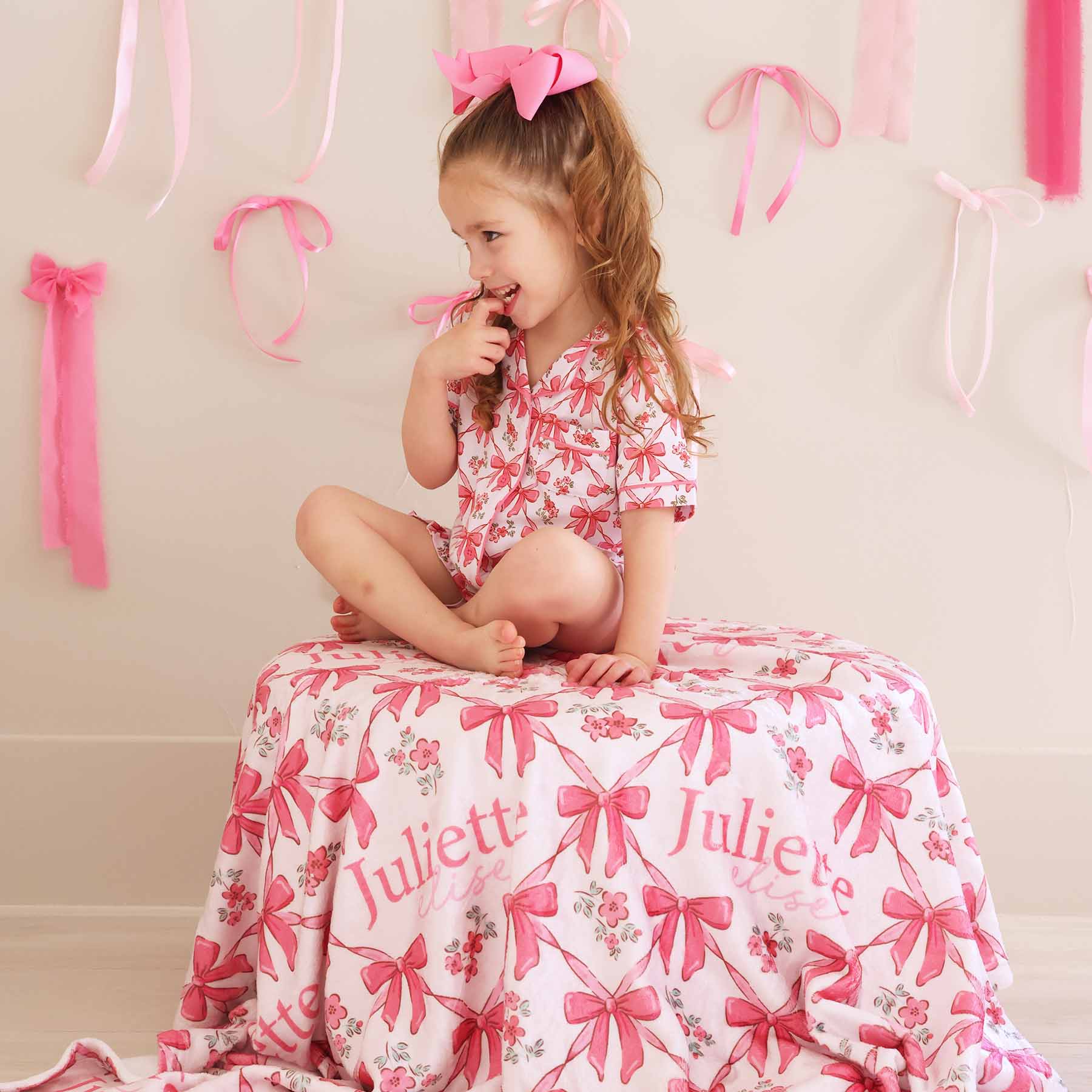Bow Besties Personalized Kids Blanket