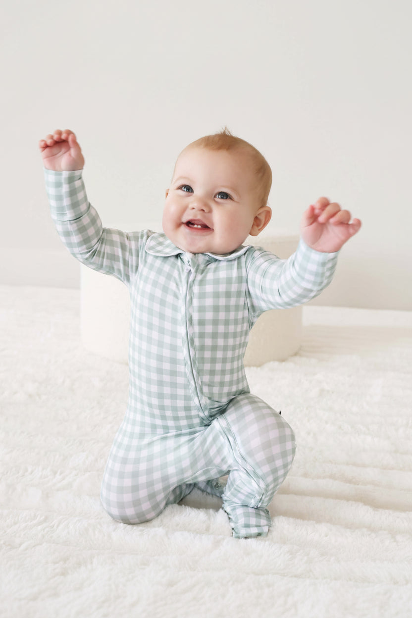 Peter Pan Collar Zipper Footie | Moss Gingham