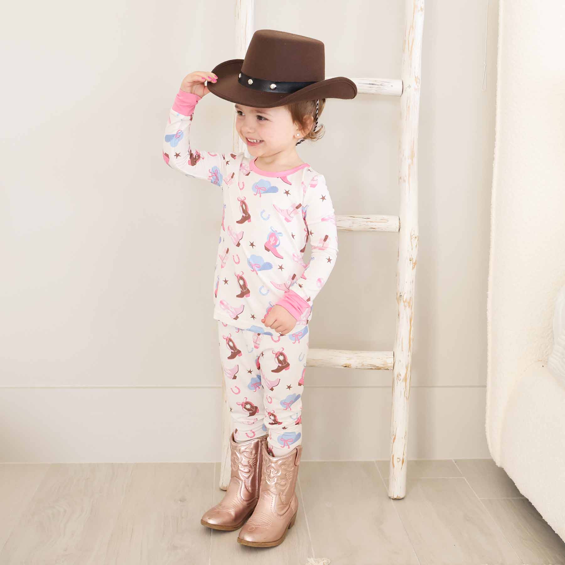 Boot Scootin' Two Piece Pajama Set | Pink