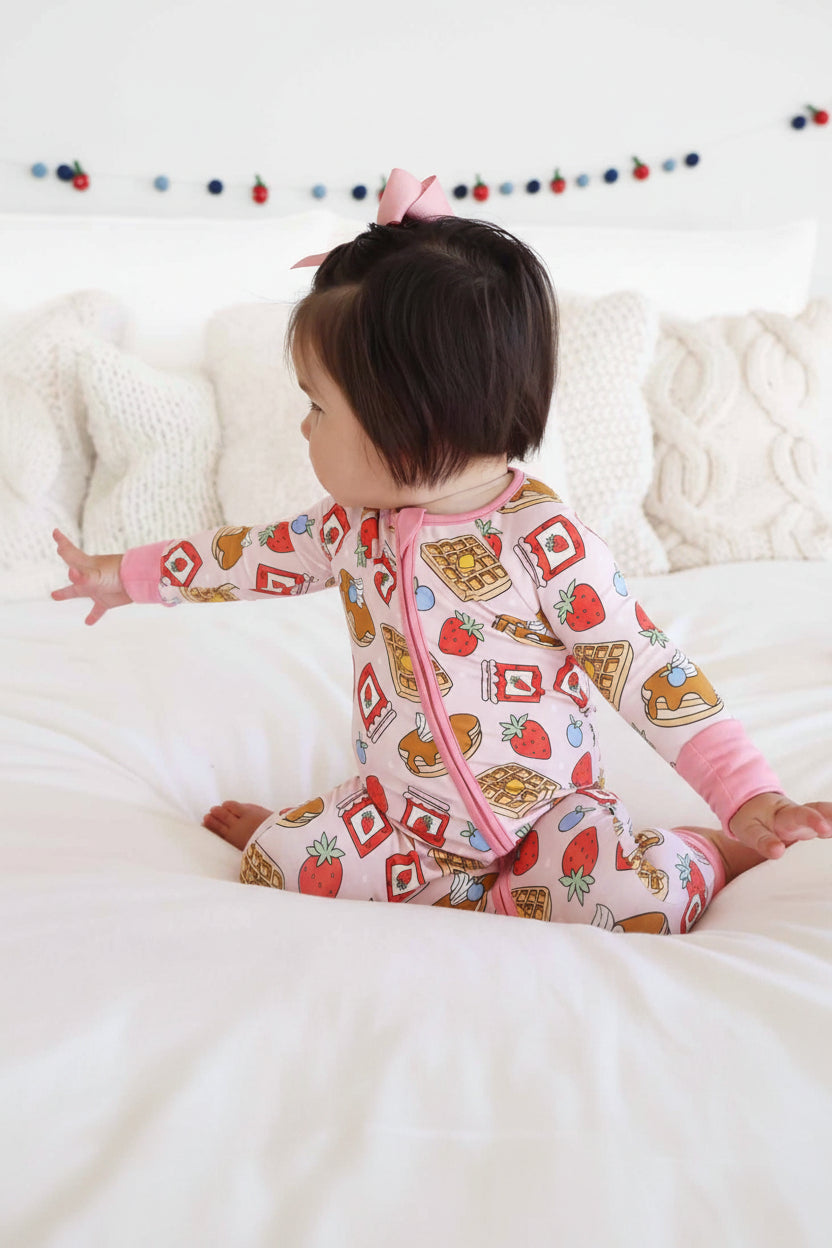 Sweet Stacks Convertible Zip Romper | Pink