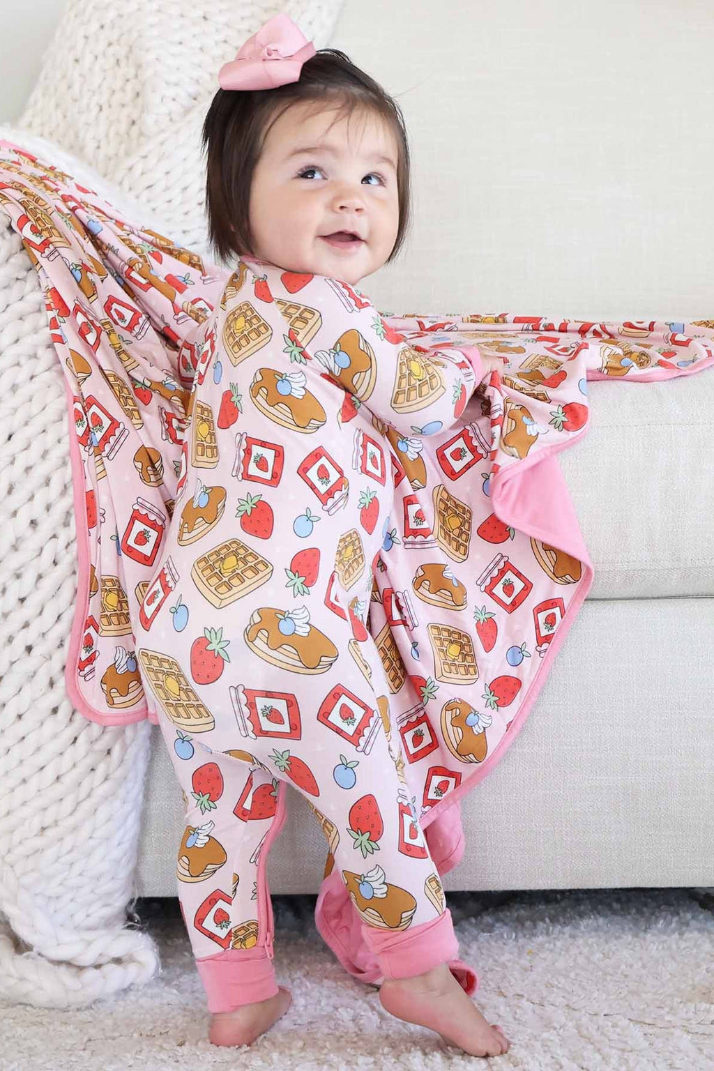 Sweet Stacks Convertible Zip Romper | Pink