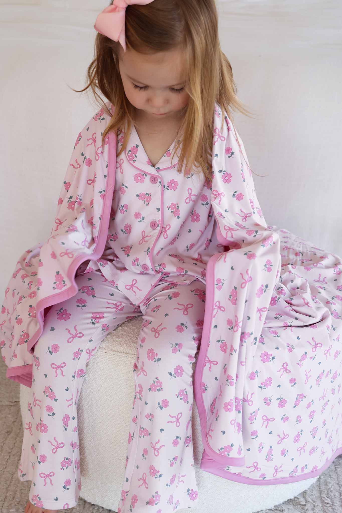 Ribbon & Roses Double Sided Bamboo Blanket | Pink