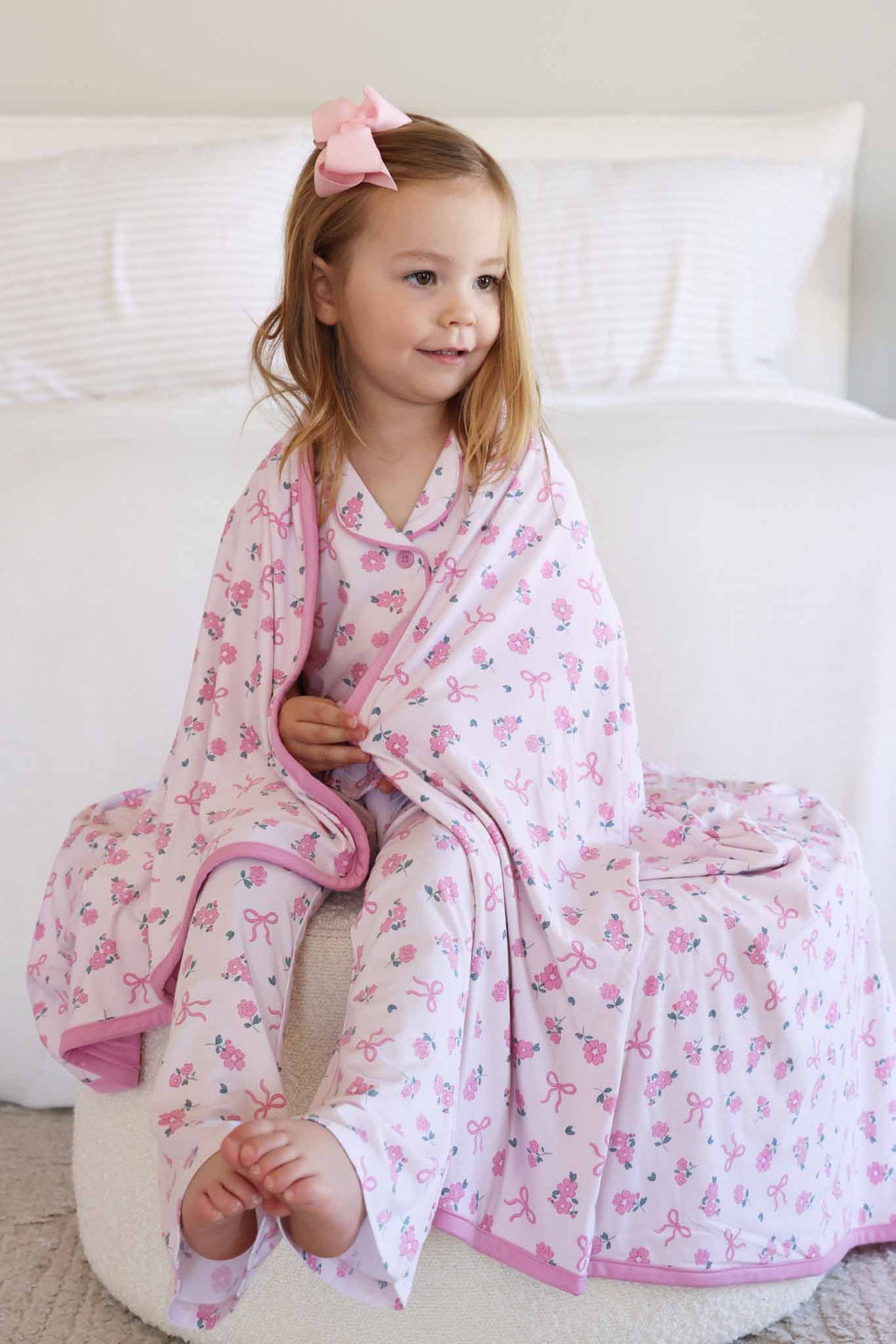 Ribbon & Roses Double Sided Bamboo Blanket | Pink