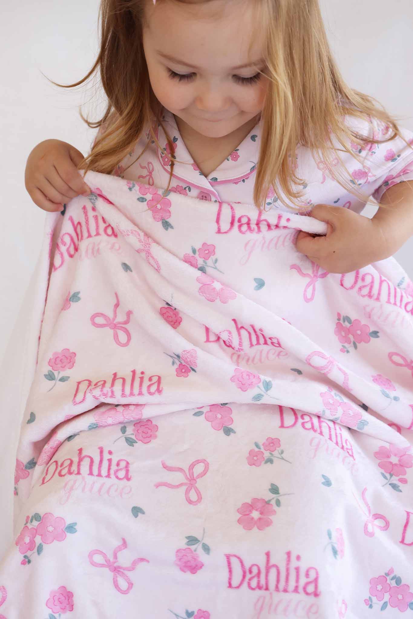 Ribbon & Roses Personalized Kids Blanket | Pink