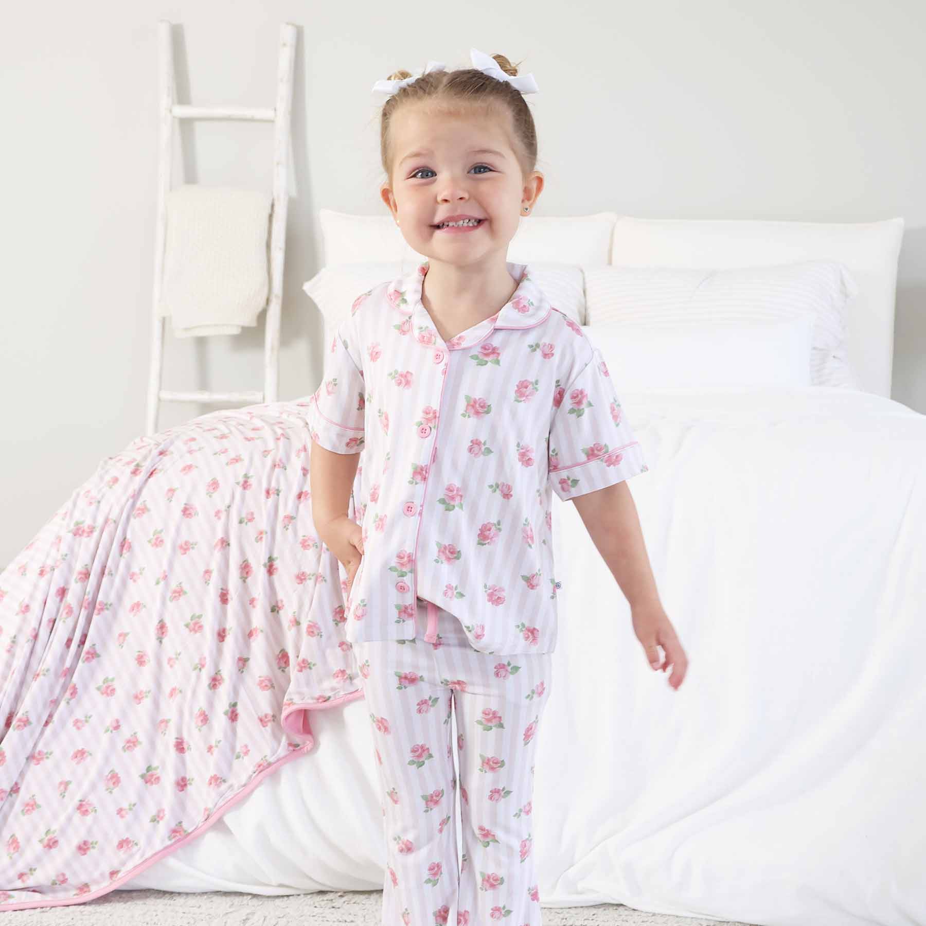 Girl's Two Piece Flare Lounge Set | Rosy & Cozy