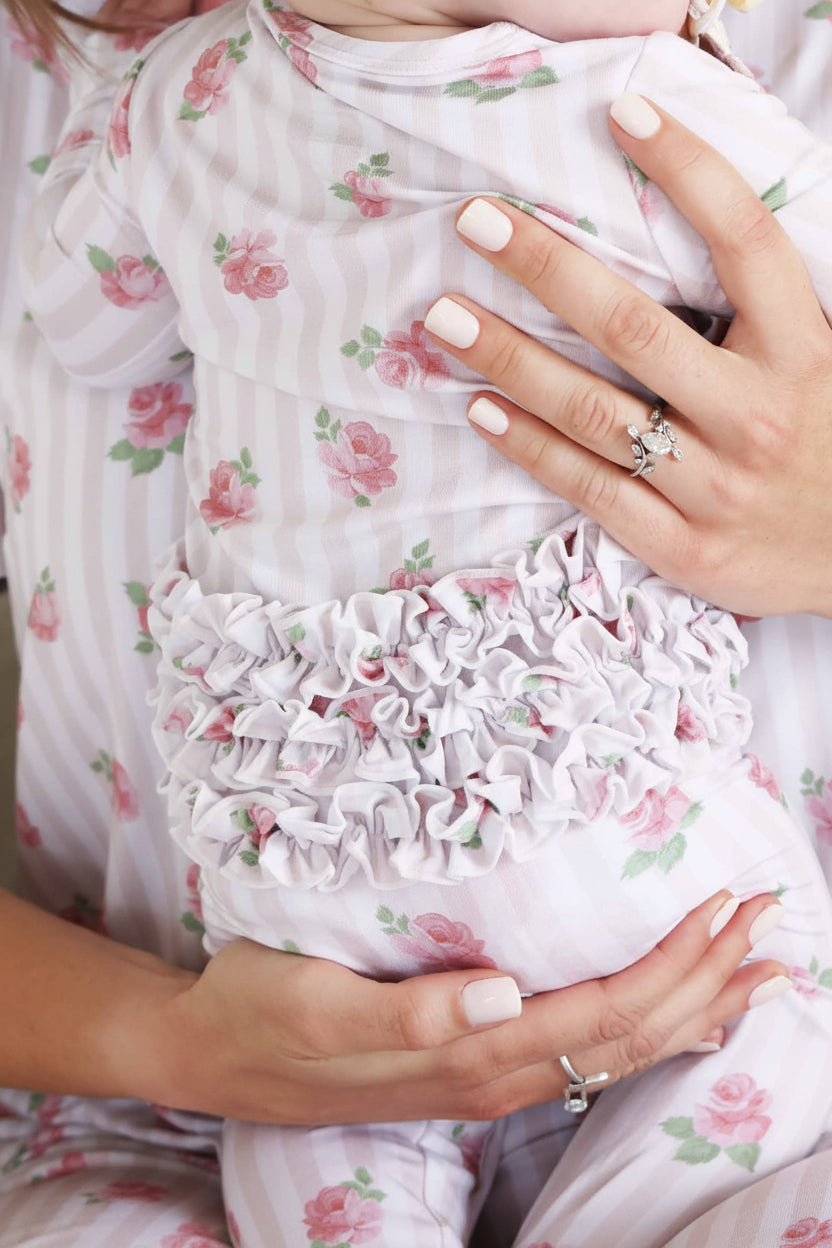 Rosy & Cozy Ruffle Zipper Footie