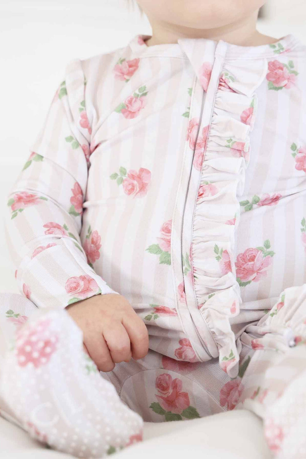 Rosy & Cozy Ruffle Zipper Footie