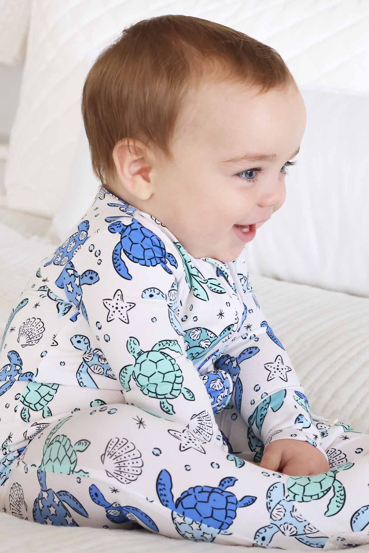 Sea Turtle Splash Zipper Footie