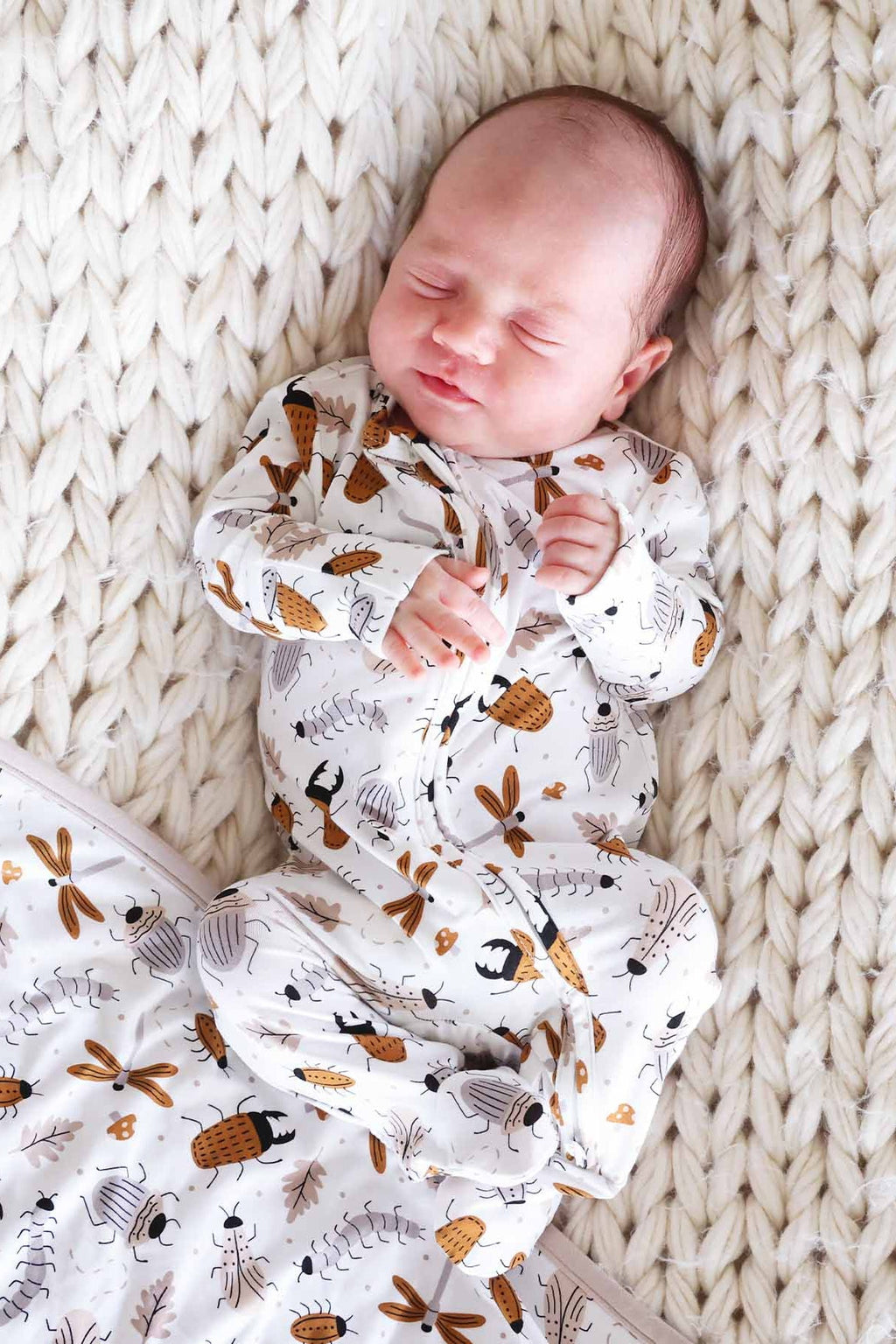 Snuggle Bug Zipper Footie